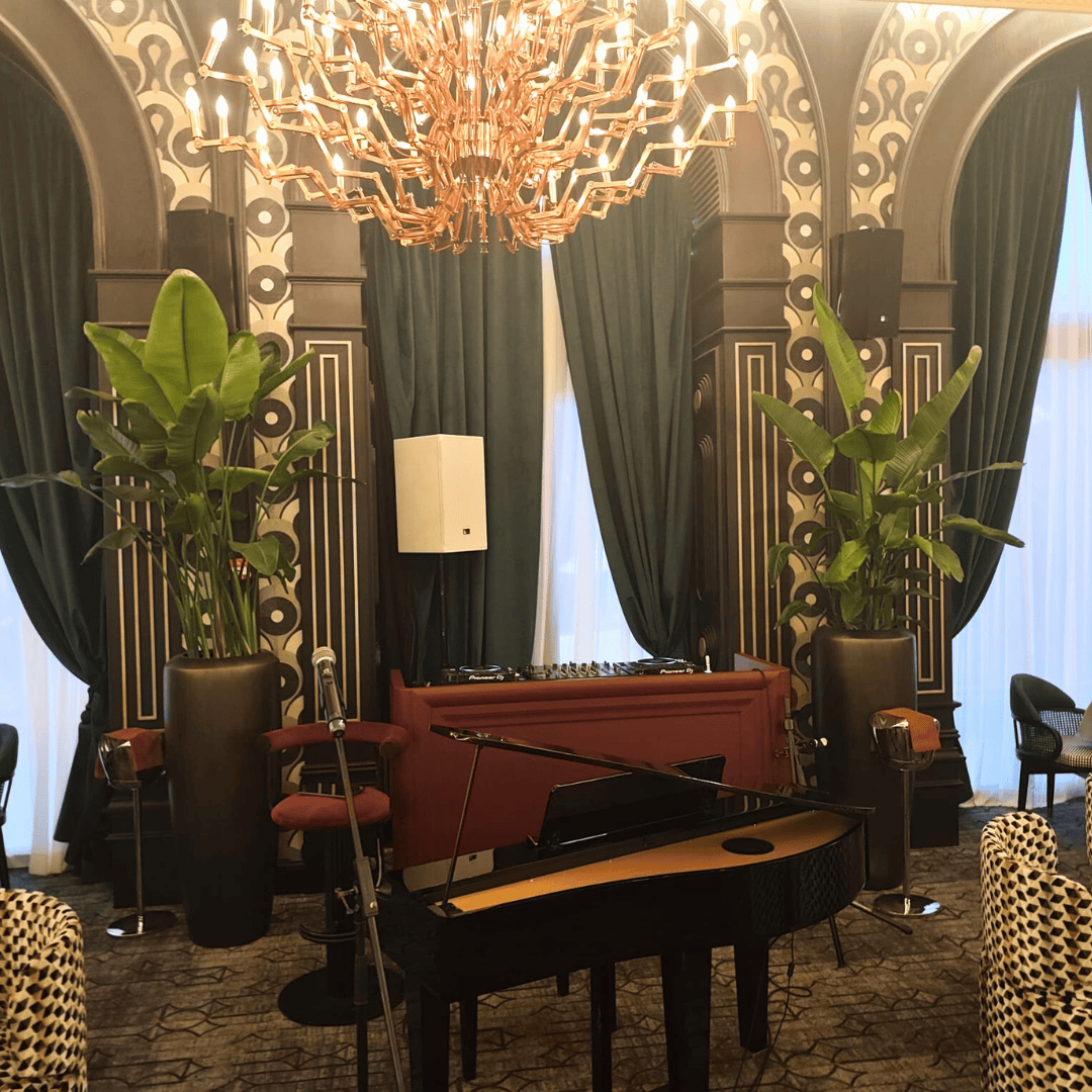 Modern Sound in the Historic Bristol Building