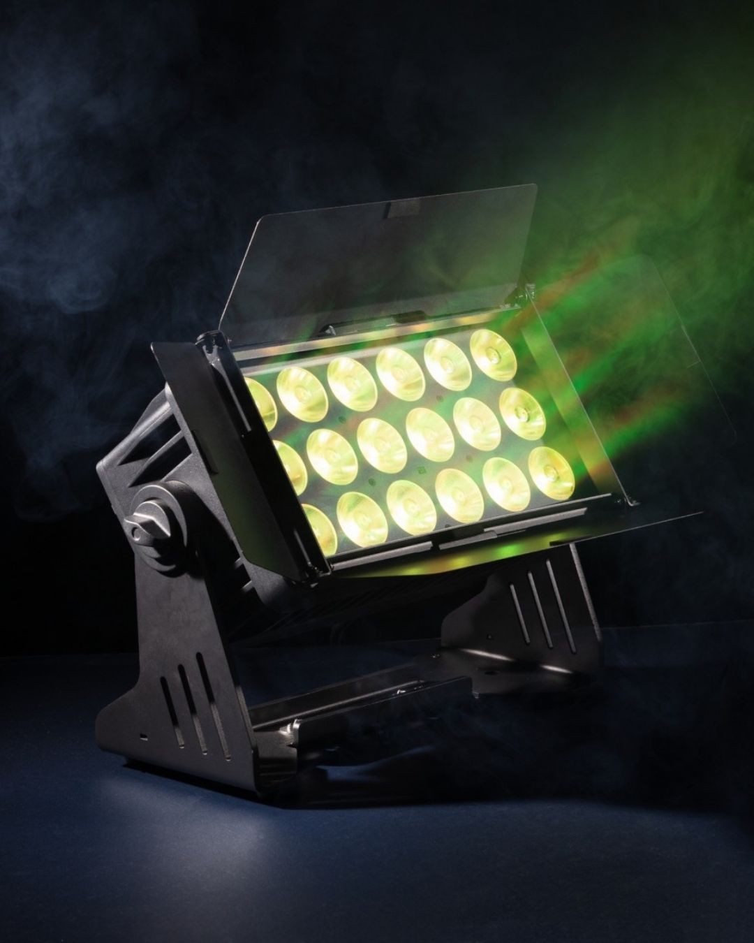 MoodMaster 18 - Lighting Freedom Without Cables