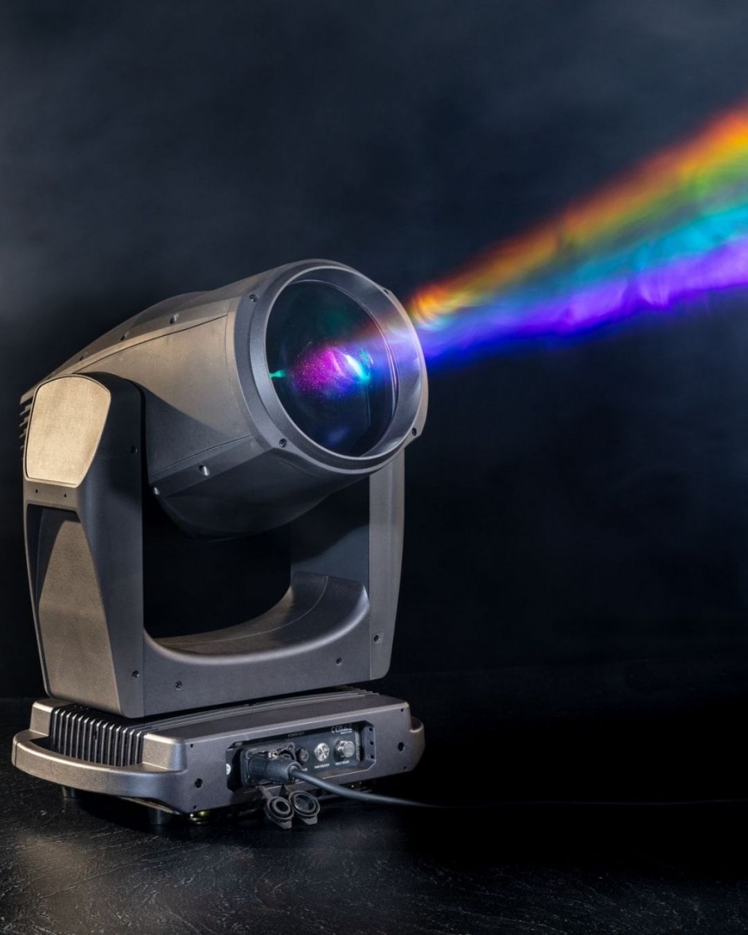 Idro Spire 330 Pro - The Beam That Defies the Elements