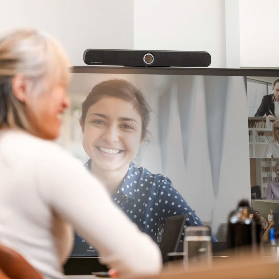 TeamConnect Bar - All-in-One Conferencing Made Simple