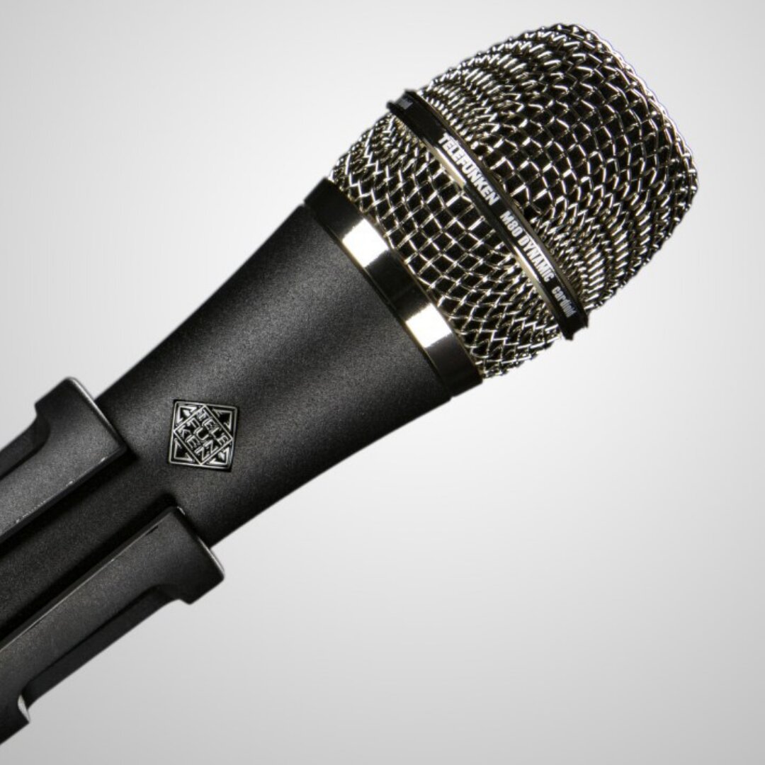 Telefunken M80 vs M81 - Two Voices, One Standard