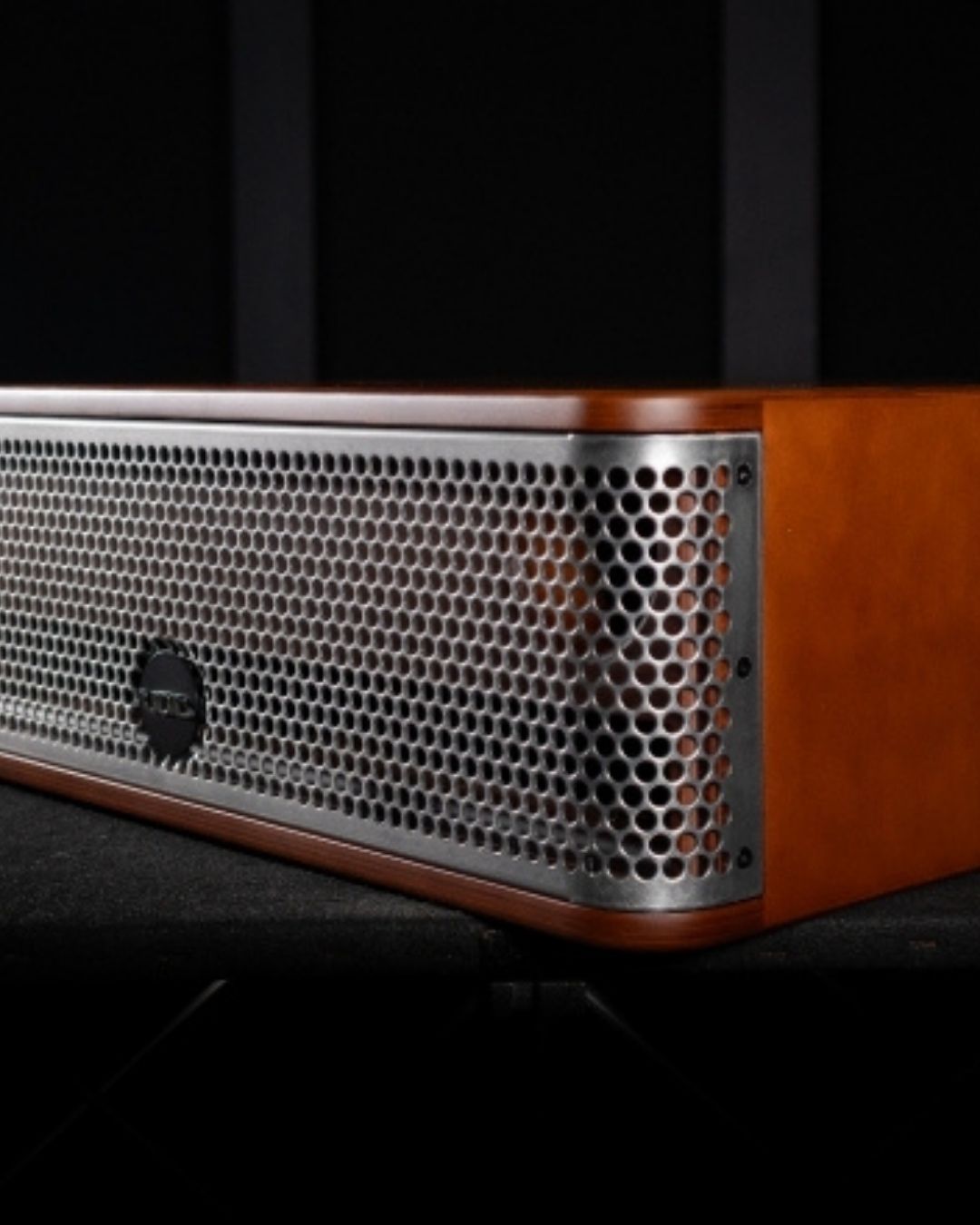 Void Natural Wood - Where Sound Meets Design