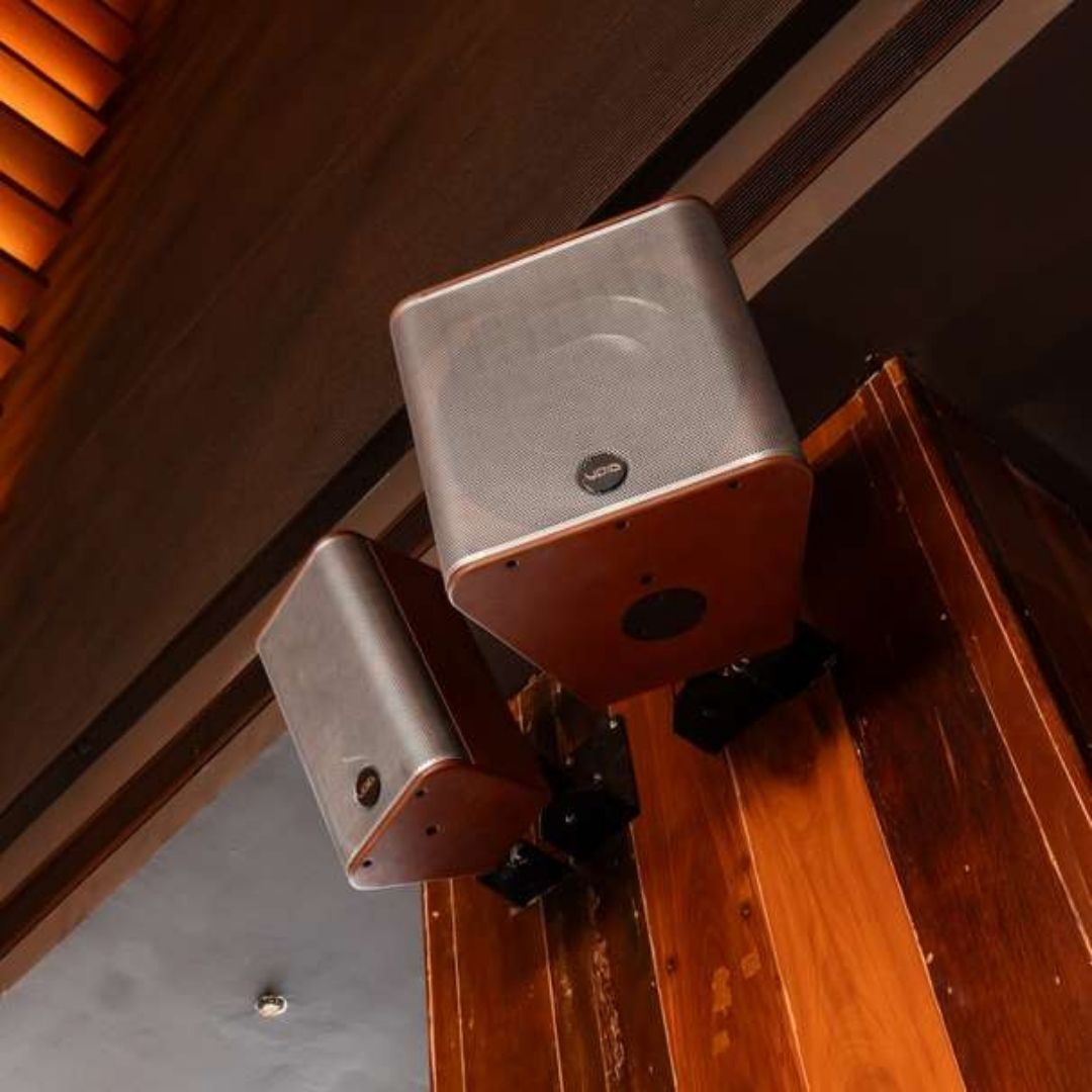 Void Natural Wood - Where Sound Meets Design
